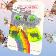 Load image into Gallery viewer, I want to believe (in cows) UFO