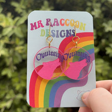 Load image into Gallery viewer, Ovulating wolf