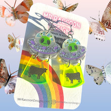 Load image into Gallery viewer, I want to believe (in cows) UFO