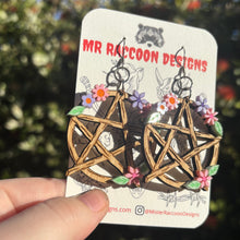 Load image into Gallery viewer, Flowery Pentacles