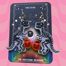 Load image into Gallery viewer, Trick-o-sarus Dangles