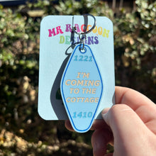 Load image into Gallery viewer, I’m coming to the cottage Keychain
